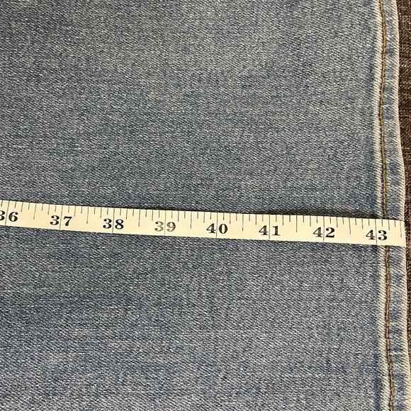 NWOT Levi Strauss. Gold Label Women's Heritage High-Rise Loose Straight - Picture 8 of 10